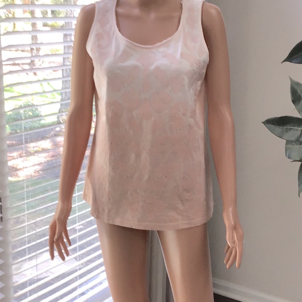 Sleeveless Tee Shirt